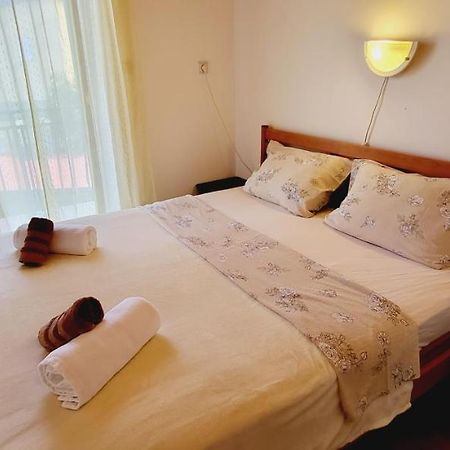 Apartments Italo By El-Pi Tours Njivice Ngoại thất bức ảnh
