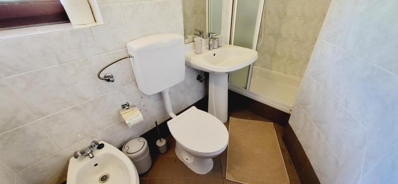 Apartments Italo By El-Pi Tours Njivice Ngoại thất bức ảnh