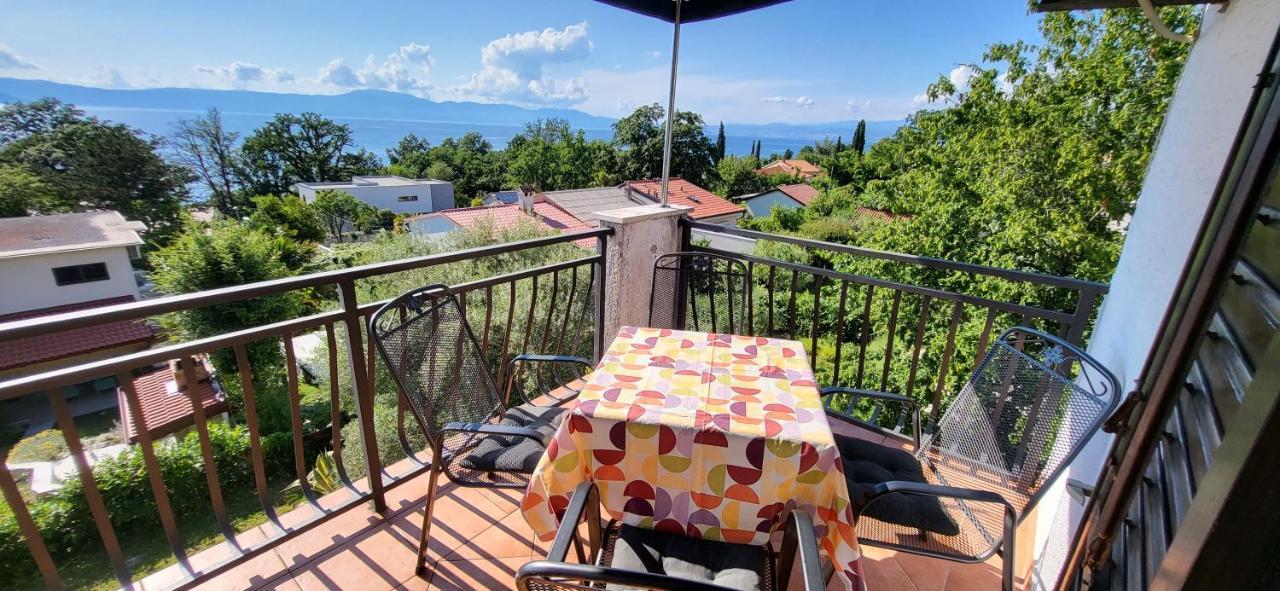 Apartments Italo By El-Pi Tours Njivice Ngoại thất bức ảnh